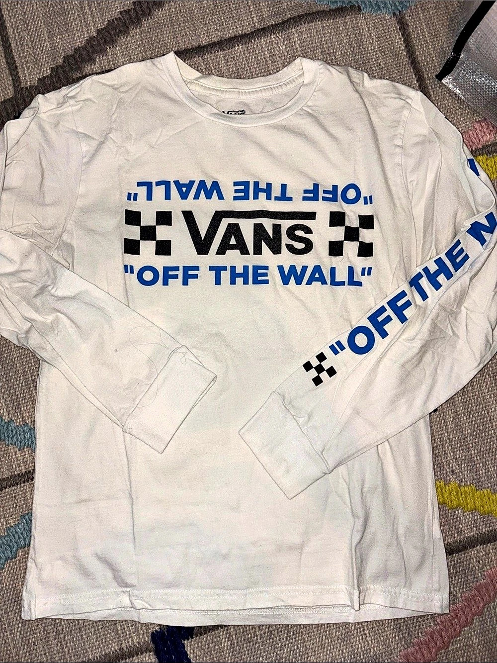 Vans Boys Large Long Sleeve Graphic Tee White & Blue